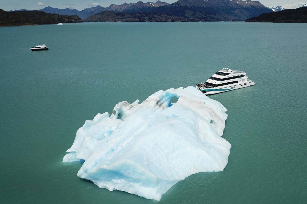 Gourmet Glaciers Cruise Experience - Image 9