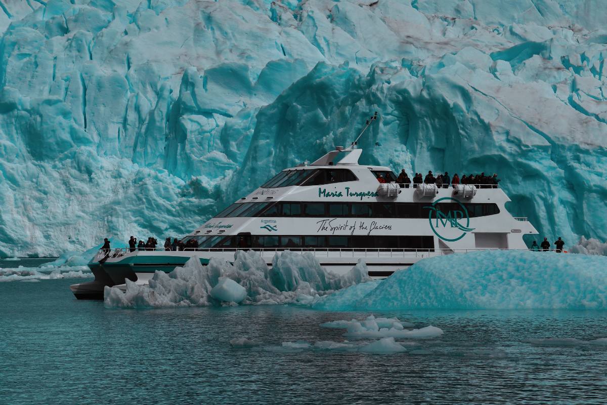 Gourmet Glaciers Cruise Experience - Image 5