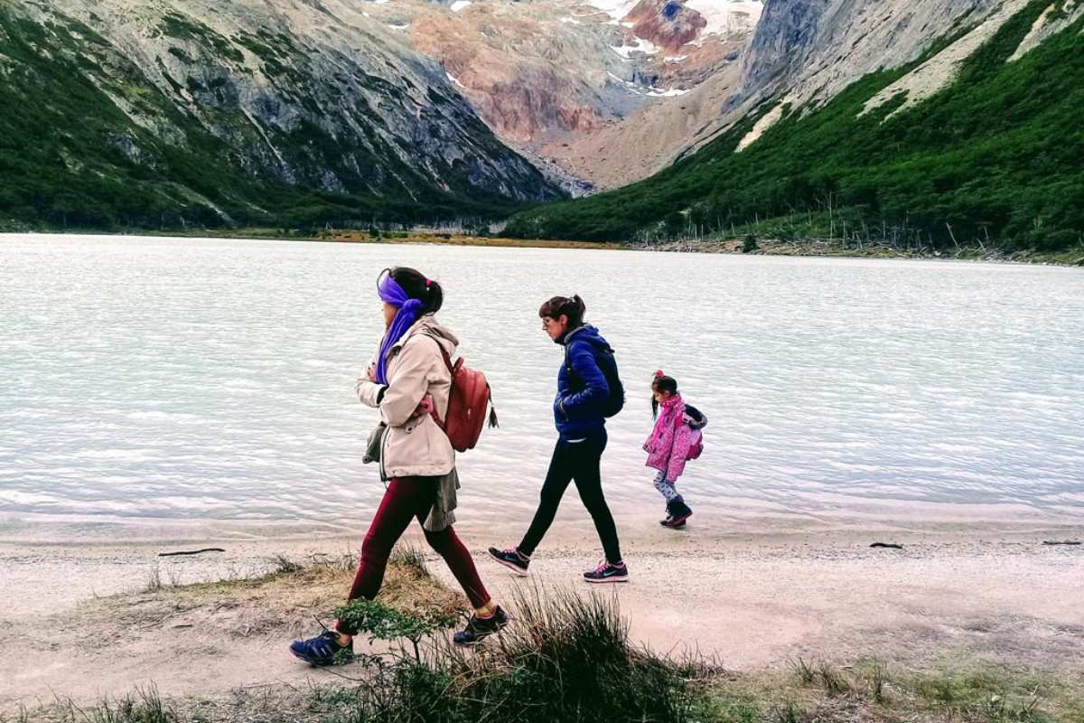 Laguna esmeralda en primavera