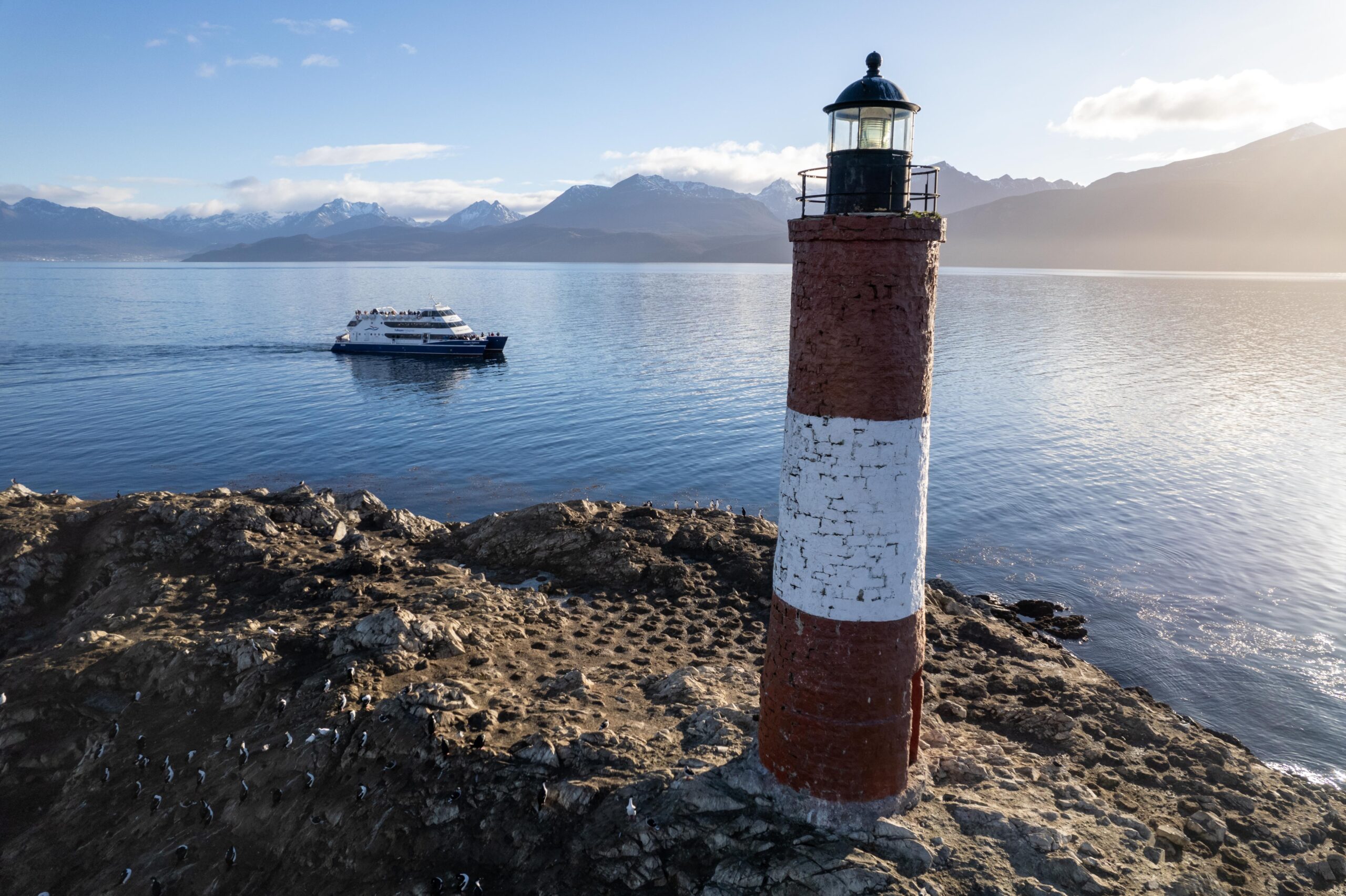 Navigation through the Beagle Channel to the Lighthouse (copia) - Image 11